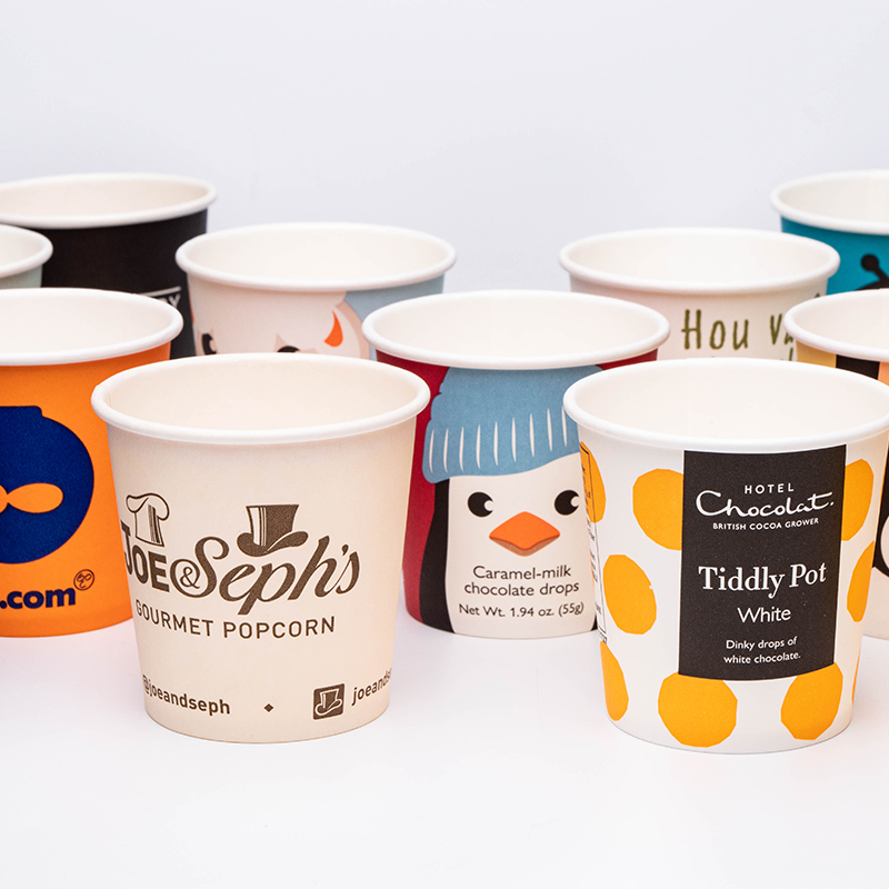 Piala Kertas Dinding Tunggal